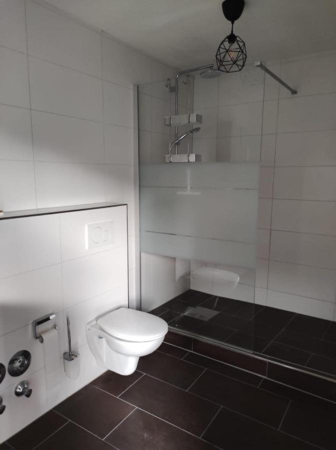 Ferienwohnung Lange ブリーロン エクステリア 写真