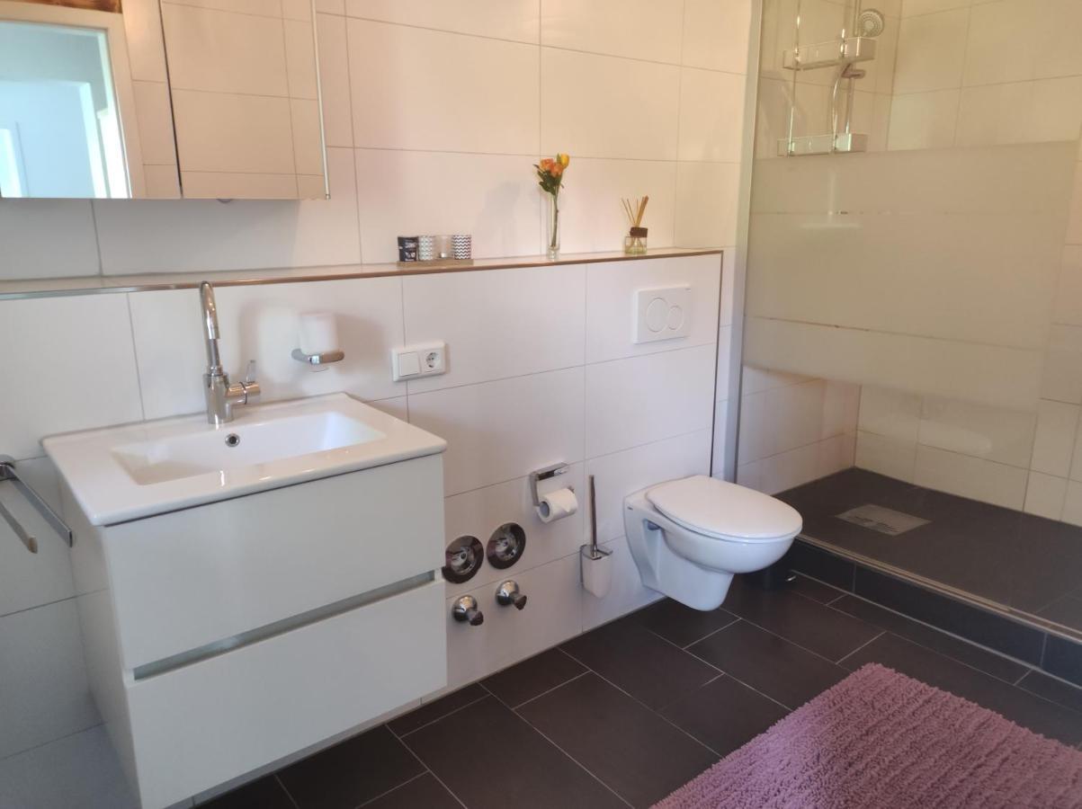 Ferienwohnung Lange ブリーロン エクステリア 写真